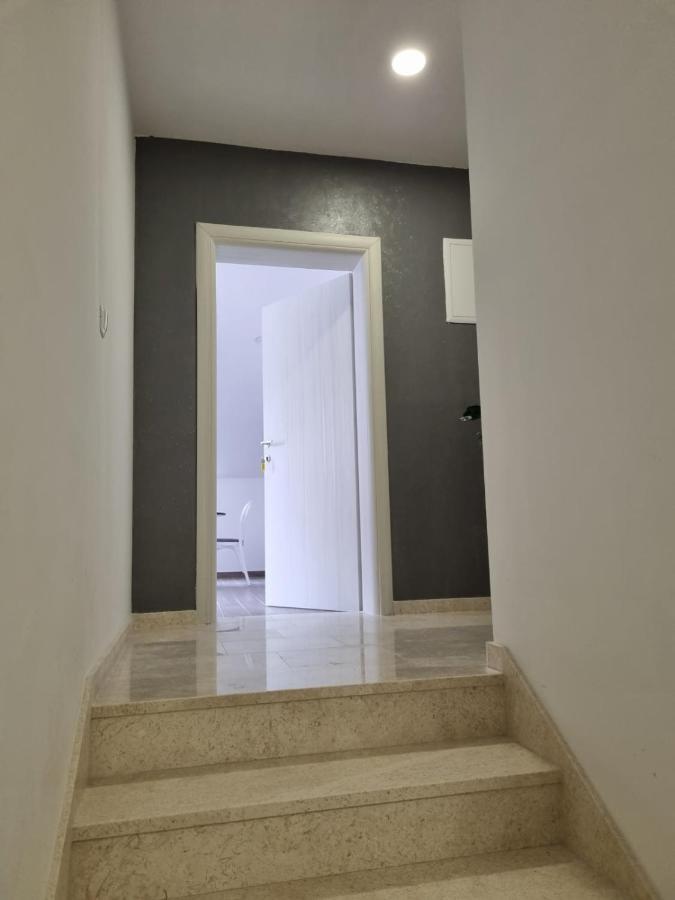 Apartmani Tolj Makarska Esterno foto