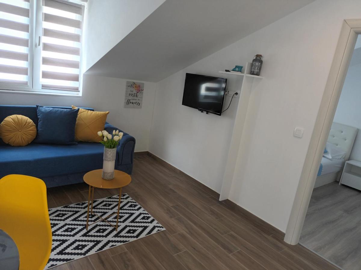 Apartmani Tolj Makarska Esterno foto