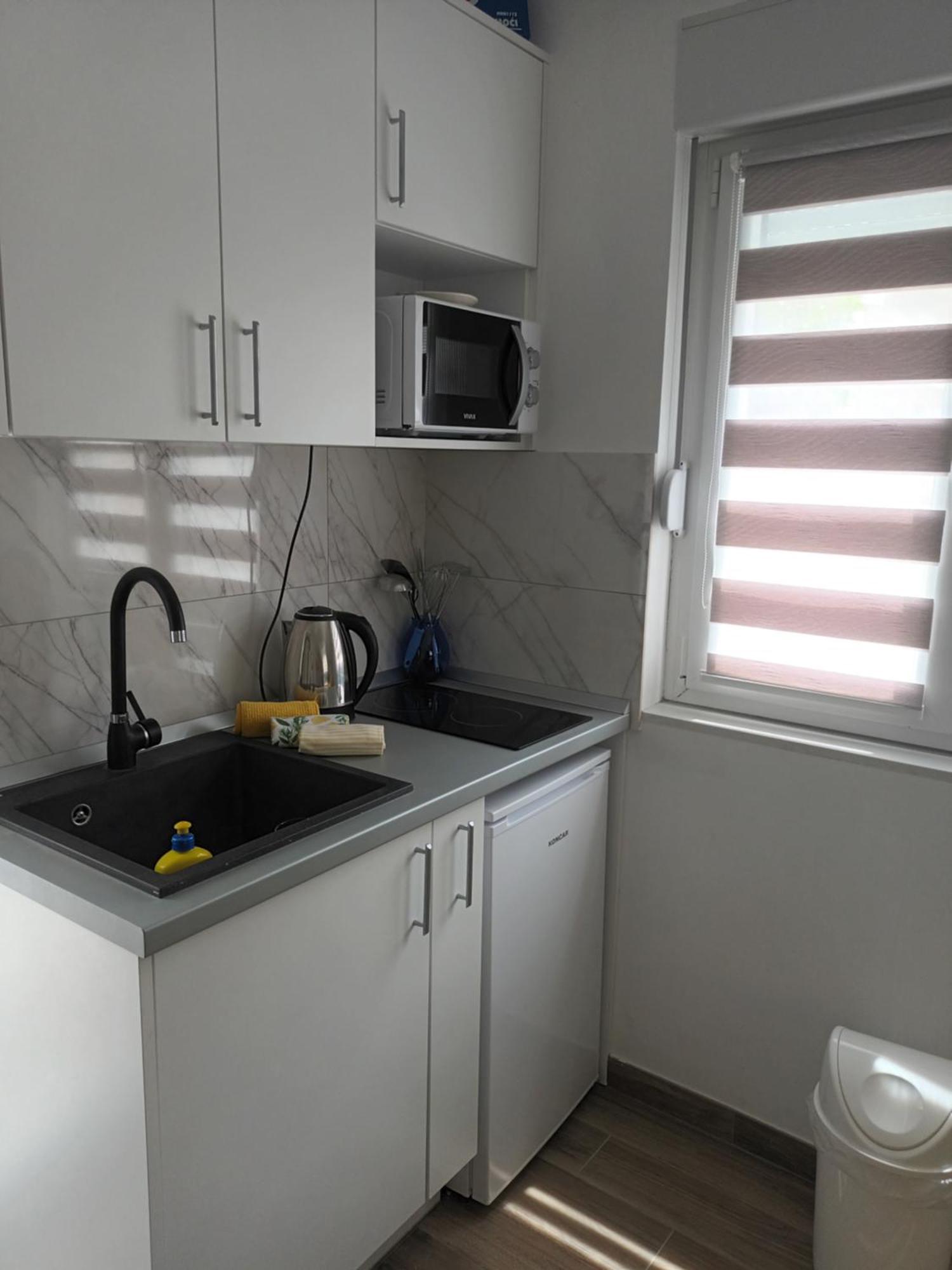 Apartmani Tolj Makarska Esterno foto